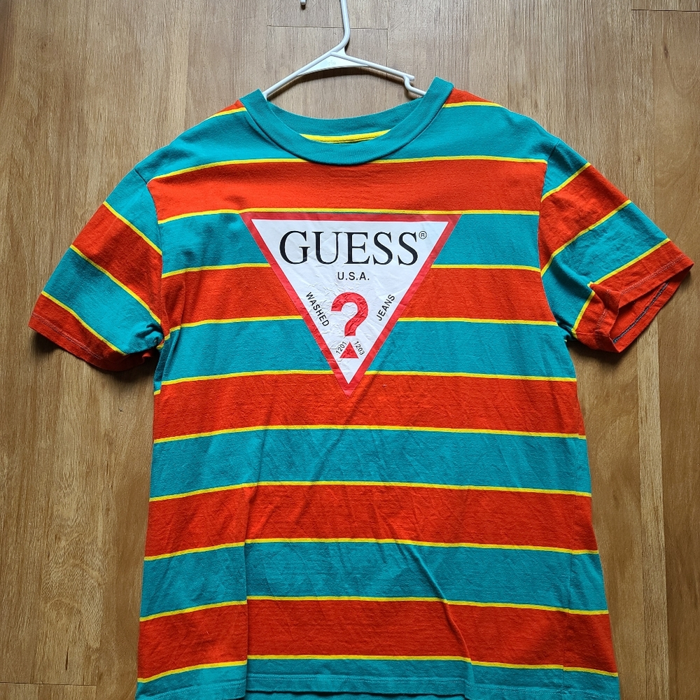 Stripped Classic Guess T-Shirt